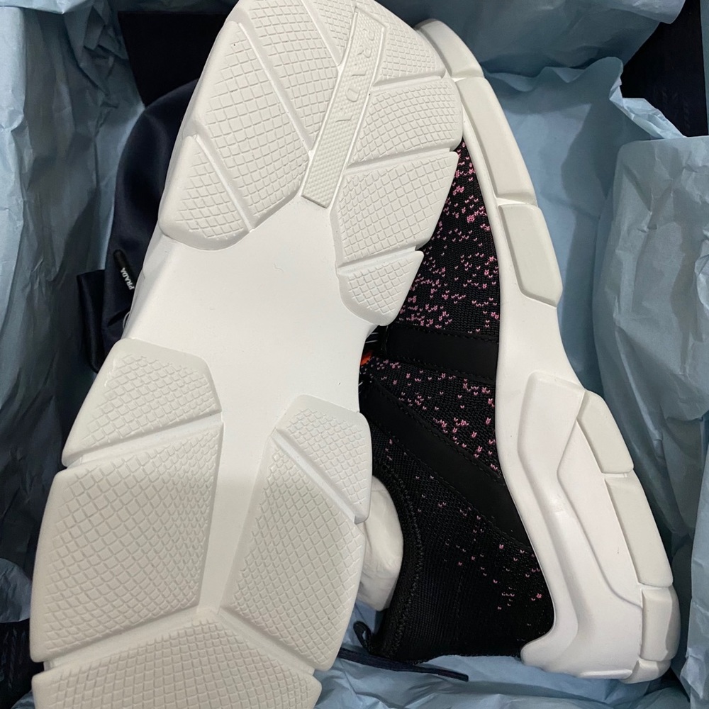 Prada women sneakers - Picture 4 of 5